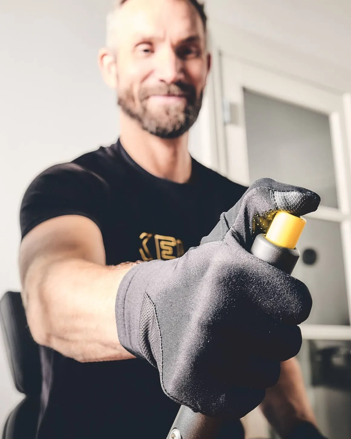 BESKYTTENDE FITNESS- OG SHOPPINGHANDSKE HERRE