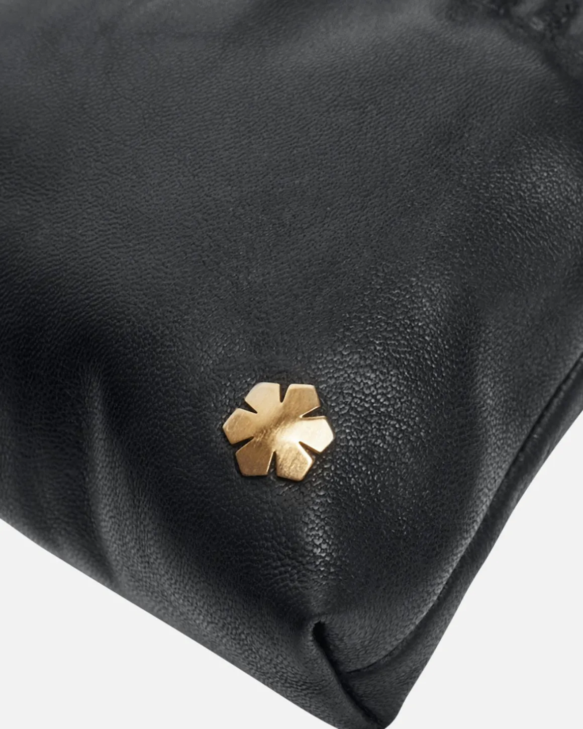 CECILIA POUCH