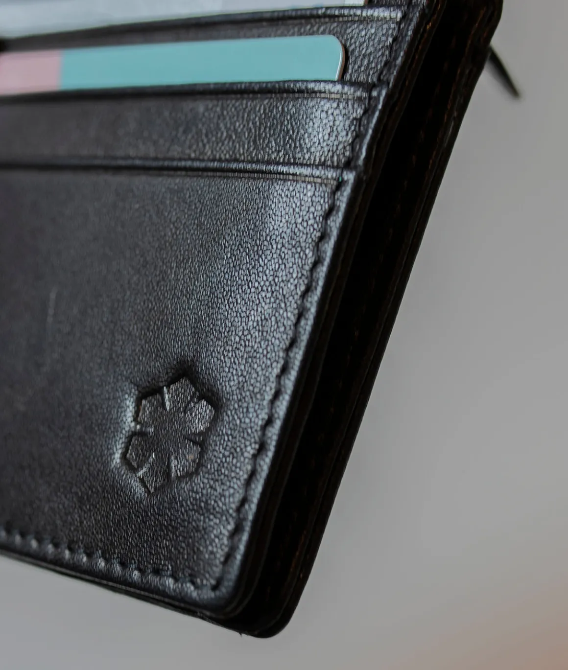KALMUS ZIP WALLET